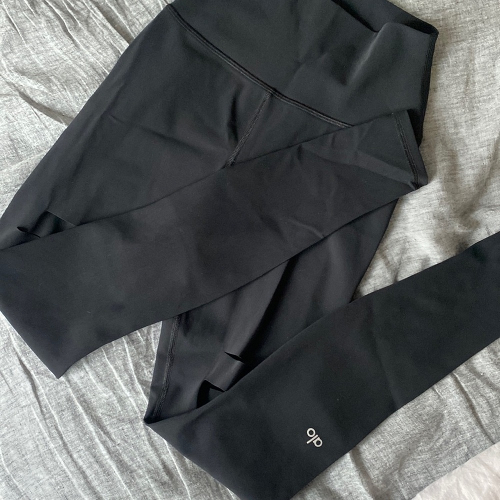 Alo yoga workout leggings